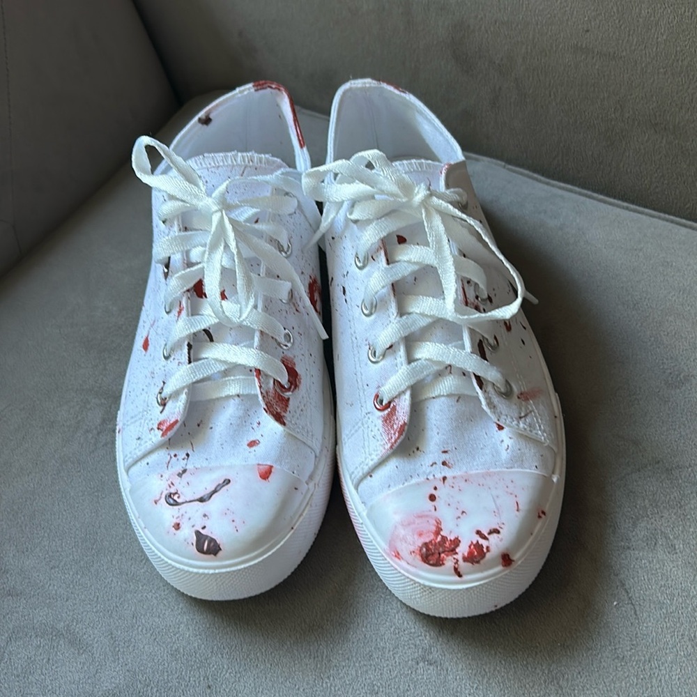 Joint paint splatter sneakers